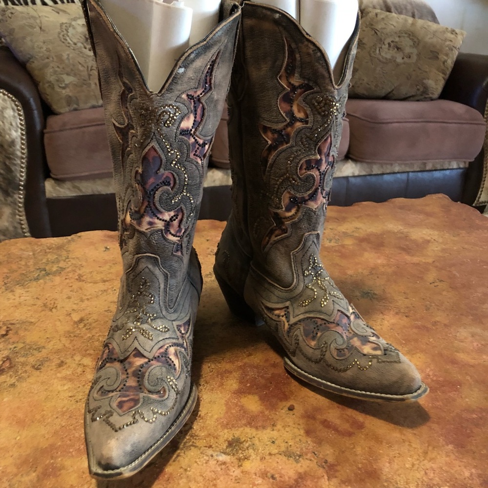 Cowgirl boots Size 9